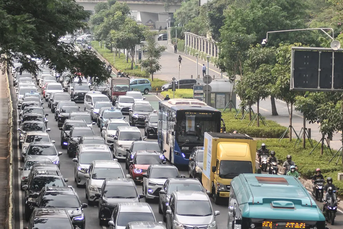 Aturan Jam Kerja di Jakarta