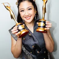 Tampilan Dress Up Para Musisi Hadir di AMI Awards 2024. [@sherinamunaf]