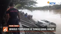 Sebuah minibus terpelosok ke Sungai Kanal Banjir Padang, Sumatra Barat.  hingga menghanyutkan satu penumpang wanita.