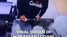 Sebuah video viral memperlihatkan seorang pria meludahi kasir swalayan di Tamalanrea, Makassar, diduga karena tidak terima ditegur saat menyelak antrean. Pria tersebut diketahui berinisial AS, dosen Fakultas Pertanian Universitas Islam Makassar (UIM) berstatus ASN diperbantukan. 

Pihak kampus me...