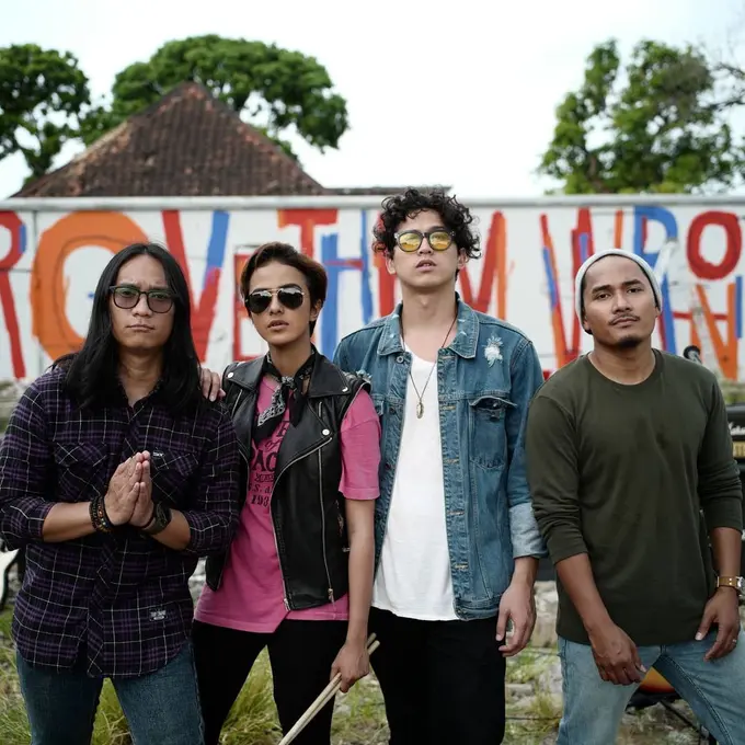 [Fimela] Awal dan Akhir