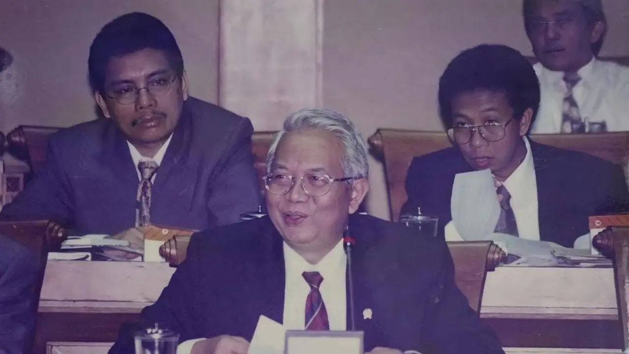 Mantan Menteri Keuangan era reformasi Bambang Subianto meninggal dunia
