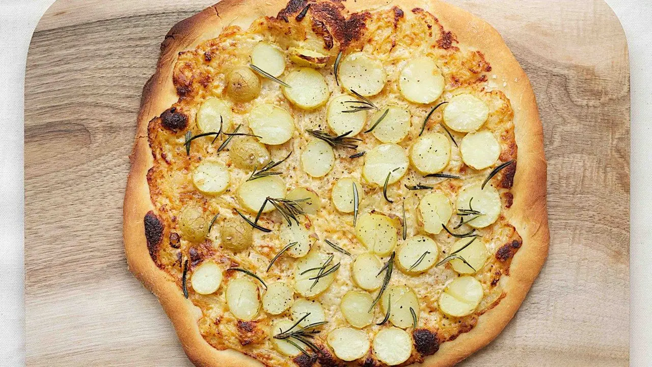 [Bintang] Bahagiakan Perut dengan Pizza Kentang, Ini Resepnya!