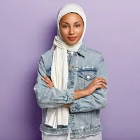 Ilustrasi pashmina/Copyright Freepik/wayhomestudio
