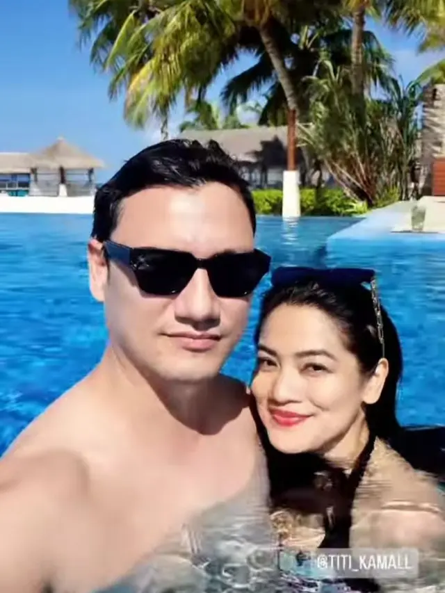 Bak Bulan Madu, Ini 7 Momen Titi Kamal dan Christian Sugiono Liburan di Maldive