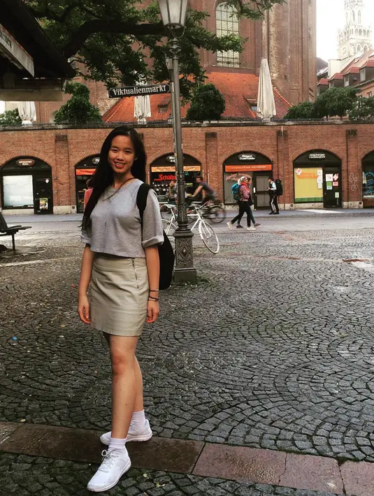 Sebelum mengikuti The Voice Jerman, Audi telah lebih dulu ikut pencarian bakat di TV Indonesia salah satunya, Mamamia. (Liputan6.com/IG/@audi_emmanuela)