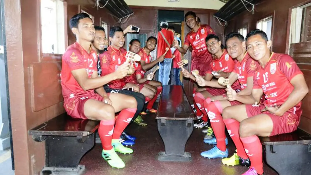 Persis Solo