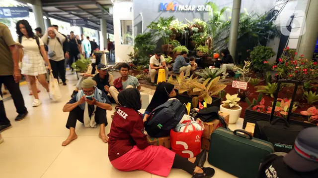 23.419 Pemudik Tinggalkan Jakarta Melalui Stasiun Pasar Senen