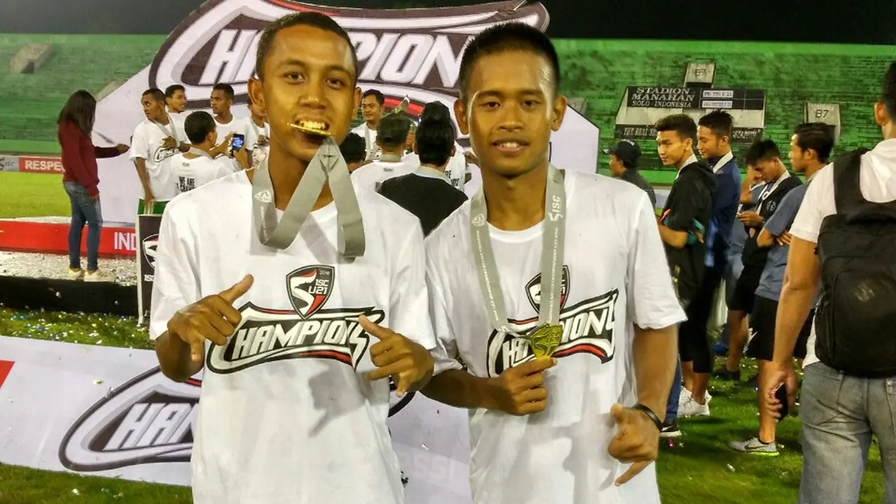 Fredyan Wahyu dan Roni Sugeng