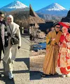 Irish Bella makin terlihat serasi dan mesra dengan sang suami, Haldy Sabri. Keduanya kini sedang menikmati liburan bersama di Jepang [@_irishbella_]