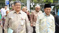 Tim pansel menyerahkan nama calon anggota dewan pengawas BPKH ke Jokowi.