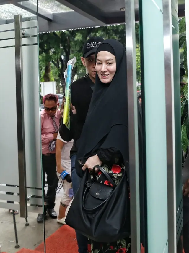 [Bintang] Lyra Virna dan Fadlan