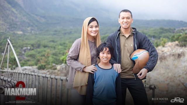 Jadi Film Pertama Tembus 1 Juta Penonton, Ini 6 Momen Pemain Syuting Makmum 2