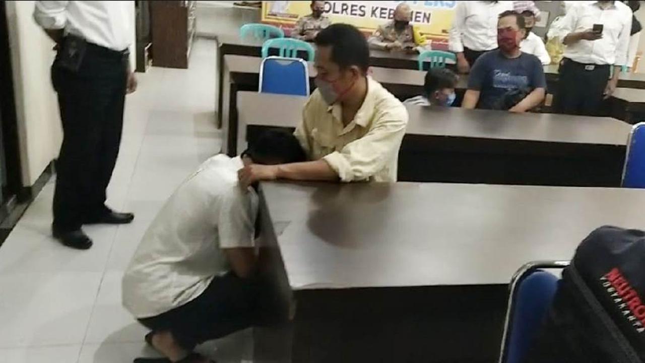 Para pelajar menyesal telah demo anarkis dan meminta maaf kepada orangtuanya. (Foto: Liputan6.com/Humas Polres Kebumen)