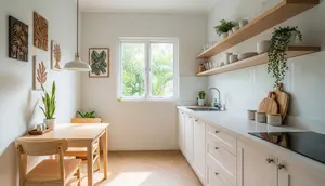 7 Inspirasi Dapur dengan Kombinasi Kayu dan Warna Putih, Simpel tetapi Mewah