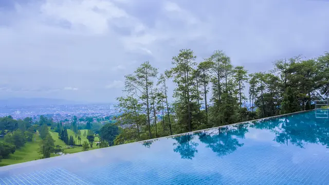 Natal dan tahun baru di hotel Bandung