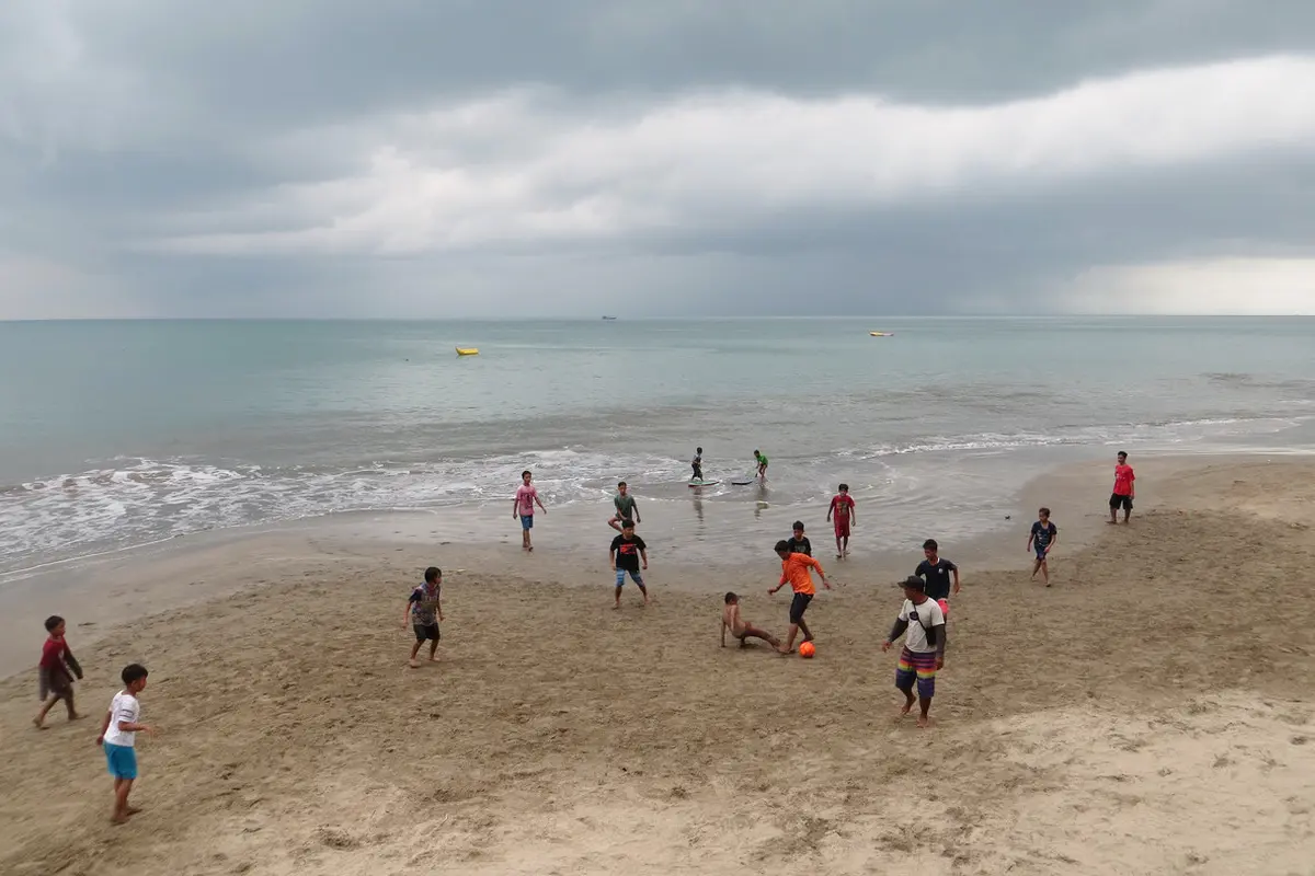 Wisata Pantai Anyer