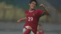 Pemain Timnas Indonesia U-23, Septian David Maulana merayakan gol ke gawang  Suriah U-23 pada laga persahabatan di Stadion Wibawa Mukti, Bekasi, Rabu (16/11/2017). Indonesia kalah 2-3. (Bola.com/NIcklas Hanoatubun)