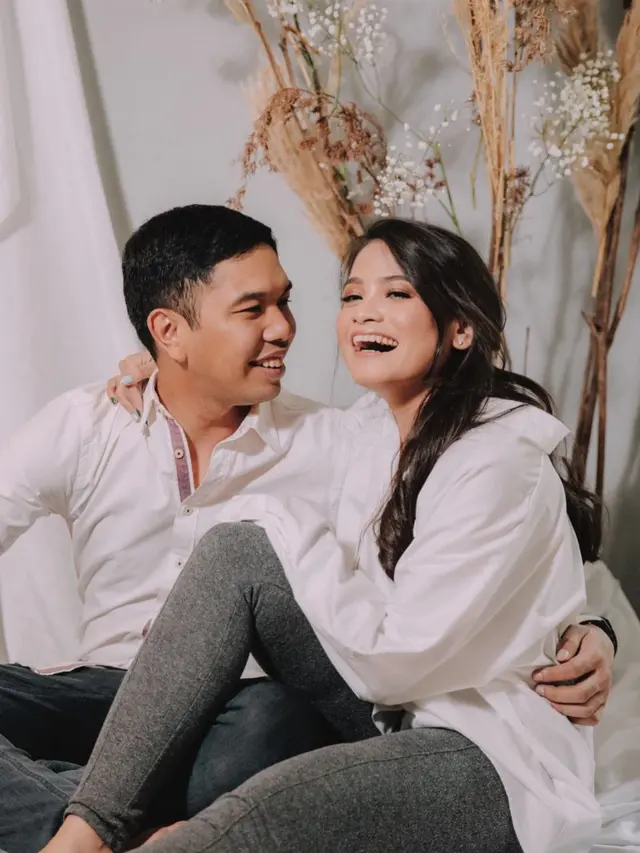 14 Tahun Berlalu, Ini 6 Potret Pemain Love is Cinta dengan Pasangannya