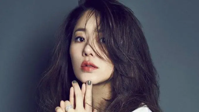 [Bintang] Gara-gara Kekerasan, Go Hyun Jung Keluar dari Drama Return