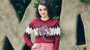 Maisie Williams adalah gadis kelahiran tahun 1997. Walaupun kerap terlihat menggunakan kostum khas GoT, Maisie ternyata punya selera fashion yang modis. Seperti gayanya ini  saat hadiri sebuah acara premeir. (Liputan6.com/Instagram/@maisie_williams)