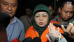 Anggota DPRD Malang Rahayu Sugiarti dimintai keterangan awak media usai menjalani pemeriksaan paska penetapan sebagai tersangka di gedung KPK, Jakarta, selasa (27/3). Rahayu Sugiarti resmi ditahan KPK untuk 20 hari kedepan. (Merdeka.com/Dwi Narwoko)