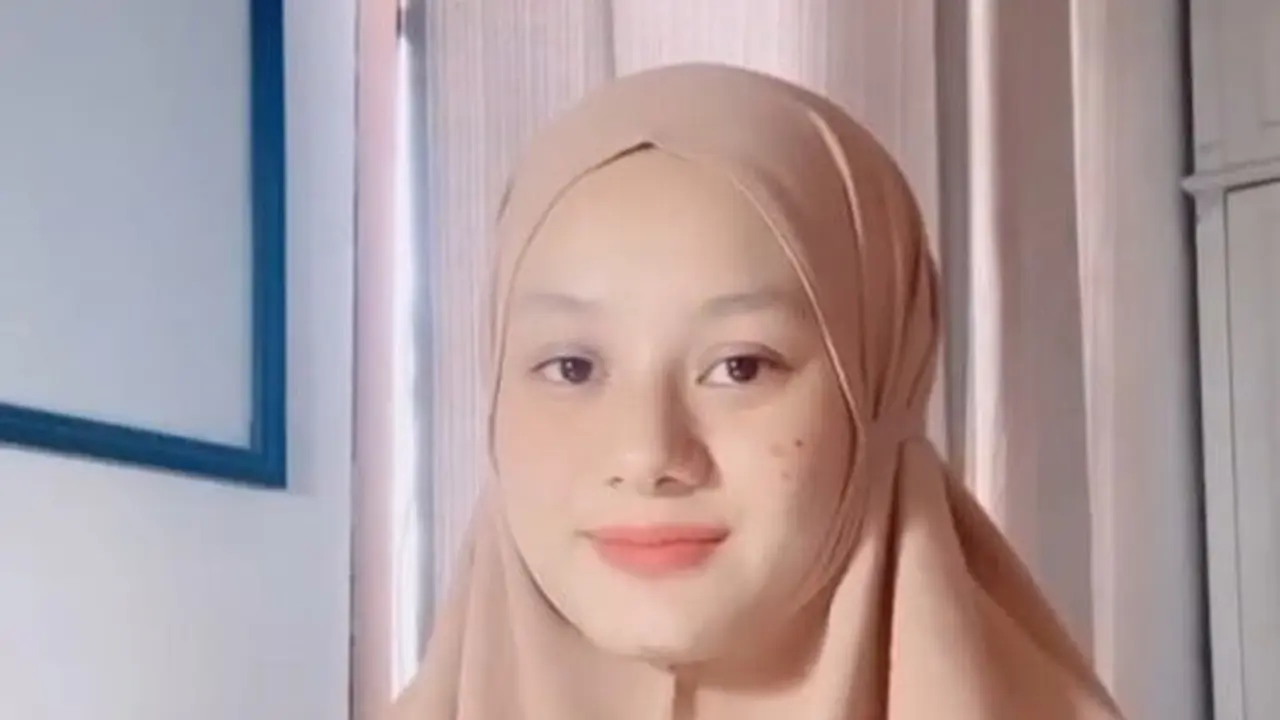 6 Potret Penampilan Dinda Hauw Tanpa Makeup, Curi Perhatian