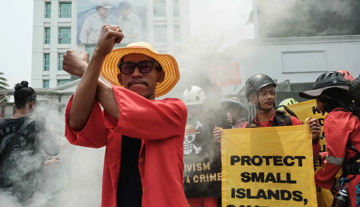 Untuk diketahui, Pulau Pari merupakan salah satu destinasi wisata paling populer di Kepulauan Seribu yang kini terancam akibat kombinasi krisis iklim dan proyek reklamasi oleh perusahaan swasta. (Yasuyoshi CHIBA/AFP)