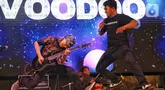 Grup band Voodoo saat tampil pada hari kedua festival musik All You Can Hear Gigs di Asthana Kemang, Jakarta Selatan, Rabu (6/11/2024). (Liputan6.com/Angga Yuniar)