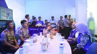 Kapolri Jenderal Tito Karnavian meresmikan Posko GreenLine di Mega City Bekasi, Bekasi Barat pada Jumat (16/3/2018). (Liputan6.com/Hanz Jimenez Salim)