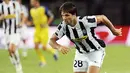 Gelandang Juventus, Diego dalam pertandingan Serie A kontra Chievo Verona di Stadio Olimpico, Turin, 23 Agustus 2009. AFP PHOTO/Vincenzo Pinto