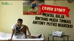 cedera, karena dokter memvonisnya mengalami cedera PCL (Posterior Cruciate Ligament) atau yang dalam istilah sehari-hari: cedera ligamen menyilang yang letaknya di belakang (ACL). Usia Antony baru 21 tahun. Tetapi, anak muda itu sudah dua kali mengal...