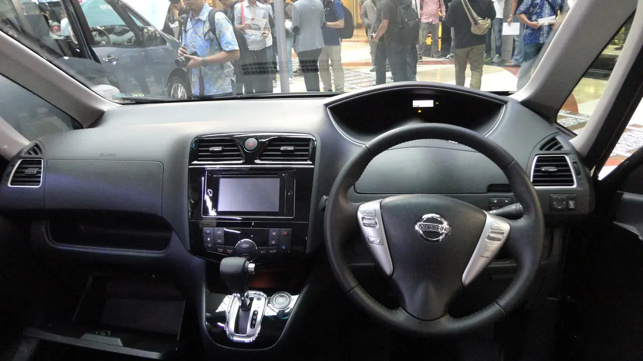 Apa Saja Fitur Unggulan New Nissan Serena?