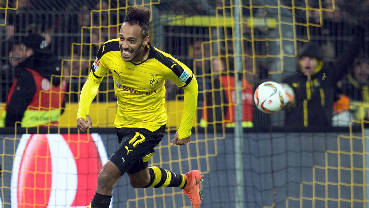 Kabar Transfer: Chelsea Buru Aubameyang, Martial Menuju Roma