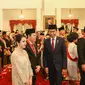 Wakil Ketua DPD RI Sultan Bachtiar Najamudin menerima penganugerahan Bintang Mahaputera Nararya dari Presiden Jokowi. (Foto: Istimewa)