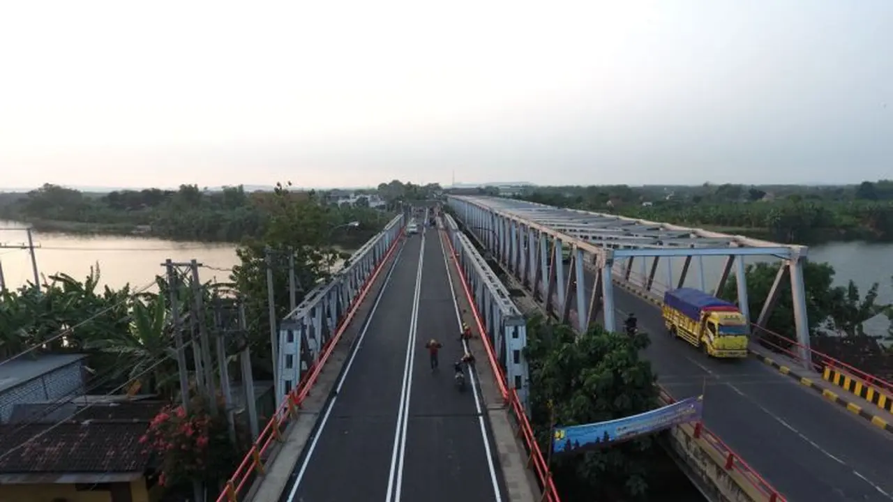 Kondisi secara umum jalan nasional pada mudik tahun ini 90 persen berada dalam kondisi mantap. (Dok Kementerian PUPR)