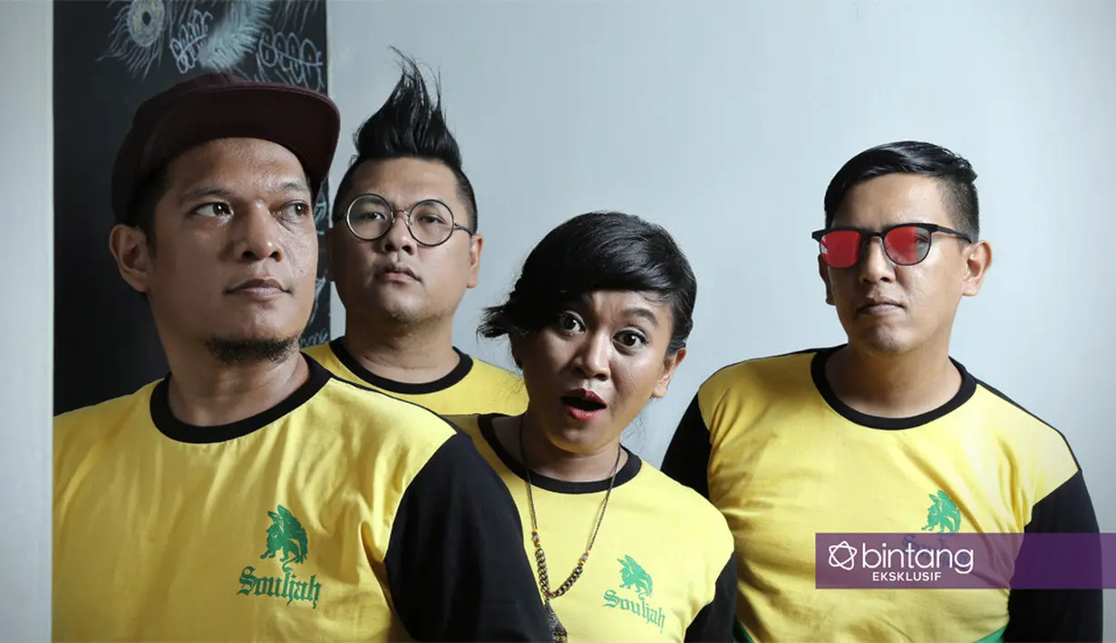 Keberadaan Bradda Souljah, sebutan penggemarnya membuat Danar Pramesti (vokal), Said Fauzan (toasting), Renhat Pantro (bass), dan David Pasaribu (keyboard) mampu bertahan selama 19 tahun di hiruk pikuk musik Indonesia. (Galih W. Satria/ dok. Bintang.com)