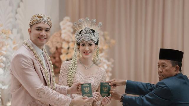 Elma Agustin resmi menikah dengan Ihsan Fadlur. (credit:instagram.com/elmaaa_e)