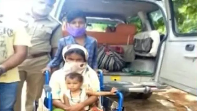 Demi Bertemu Keluarga, Bocah 10 Tahun Jalan Kaki 350 KM Sambil Dorong Kursi Roda Ibunya