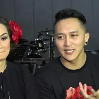 Sara Wijayanto baru saja merilis mini albumnya, uniknya ada satu buah lagu yang berjudul ‘Lagunya Suti’ lagu tersebut mencurahkan hati Suti, Kuntilanak yang juga telah menjadi sahabat Sara.