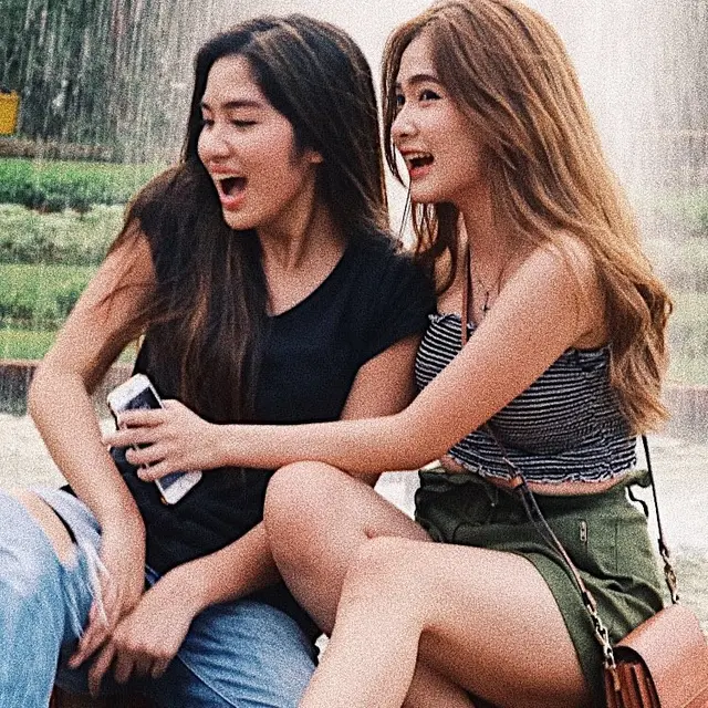 Disebut Mirip, Ini 6 Potret Ochi Rosdiana dan Shanice Margaretha Lie