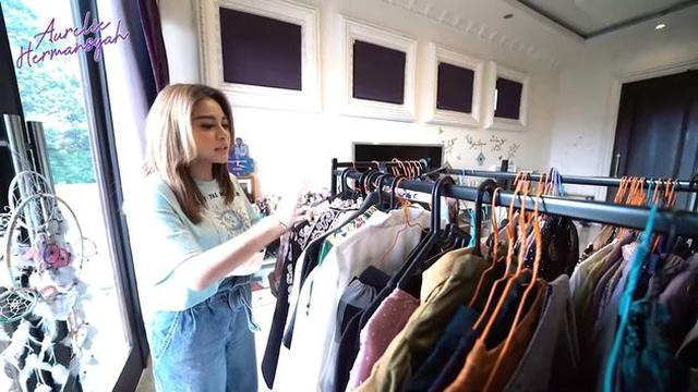 Menikah Maret, Ini 7 Potret Persiapan Aurel Pindahan ke Rumah Atta Halilintar