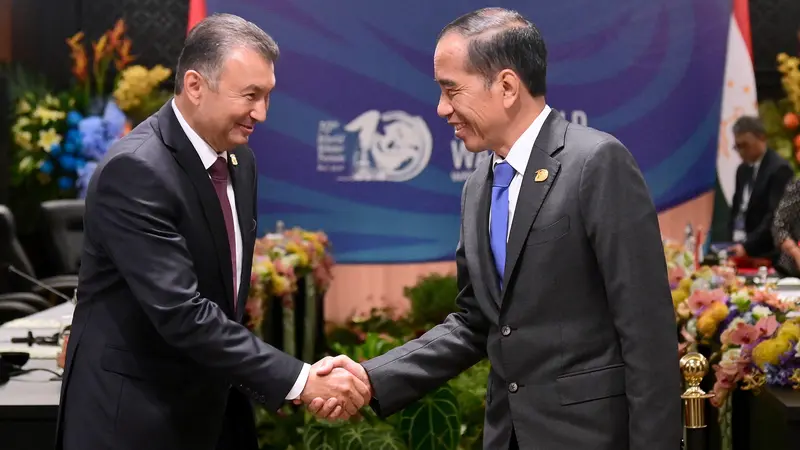 Presiden Joko Widodo atau Jokowi Melakukan pertemuan bilateral dengan Perdana Menteri (PM) Tajikistan Qohir Rasulzoda