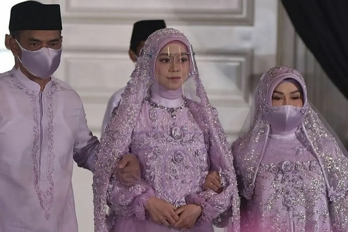 6 Momen Pengajian Rizky Billar dan Lesty Kejora Jelang Pernikahan, Penuh Haru