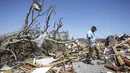 Tornado mematikan yang terjadi pada Senin malam di Oklahoma mengoyak kota Barnsdall yang berpenduduk 1.000 orang, sekitar 40 menit berkendara ke utara Tulsa. (Mike Simons/Tulsa World via AP)