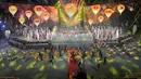 Seniman tampil saat upacara penutupan SEA Games 2021 di Hanoi, Vietnam, 23 Mei 2022. Kamboja akan menjadi tuan rumah SEA Games 2023 mendatang. (AP Photo/Achmad Ibrahim)