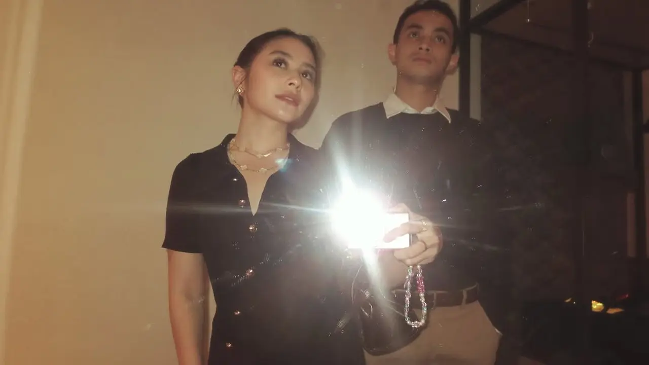 Potret Couple Omara Esteghlal dan Prilly Latuconsina di Singapura, Kompak Bergaya Clean dan  Minimalis