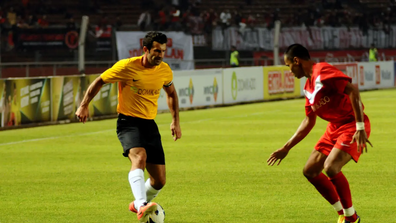 Luis Figo
