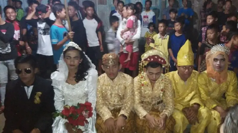 Suka Duka Pengantin Sahur, Wajib Begadang hingga Jadi Tontonan