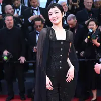 Pesona Kim Go Eun Aktris Korea yang Hadir di Film Cannes 2025. [@chanel]